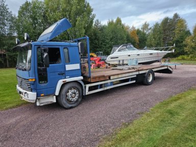 Lastbil Volvo FL618 4X2 Maskintransport / Biltransport