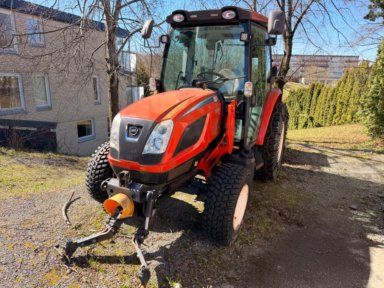 Traktor KIOTI NX5510 kun 816 timer 