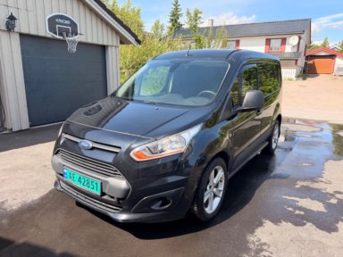 Varebil FORD TRANSIT CONNECT god stand mye utstyr EU godkjent 