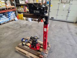 Hiab ToolXchange Snabbfäste med Skopa och Pallgafflar 
