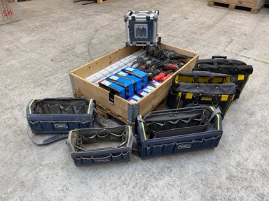 Assorteret Værktøj & forbrugsmaterialer