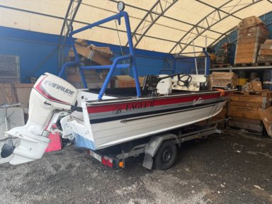 Motorbåt Sylvan 08 med trailer