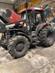 Traktor Case IH JX80 (KV 9914)