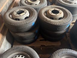 Tyres Continental Vanco 2