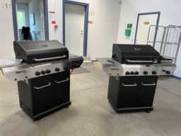 2 stk. Bon Fire Gasgrill 33612 med 11 kg. gasflasker.