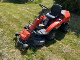 Husqvarna R214TC græsklipper.