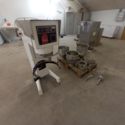 Industrimaskiner Bjørn Varimixer M. Udstyr Gulvmodel.
