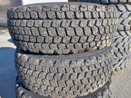 Dekk Bridgestone V-steel Snow 17.5 R25 Piggdekk 4 stk.