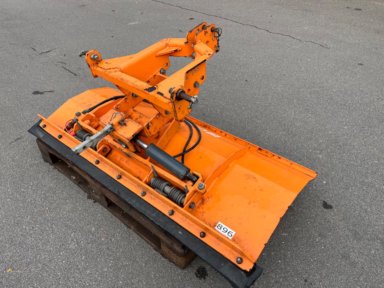 Sneplov Nesbo PS 1500 M med gummiskær.