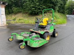 John Deere 1565 4WD Mower 