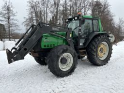 Traktor Valtra  8350-4 Hitech 