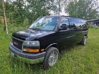 Van GMC Savanna C Reggad