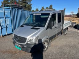 Mercedes Benz Sprinter med plan og kran EU godkjent 