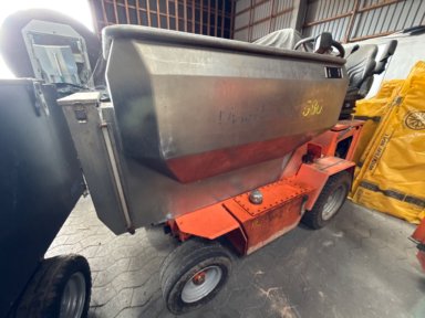 Maach Technic 580 fodervogn / feed cart