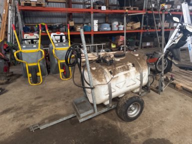  BC AGRO-TEK Sprøjtetank ca. 225ltr