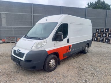 Bil Peugeot Boxer Van 2,2 HDI