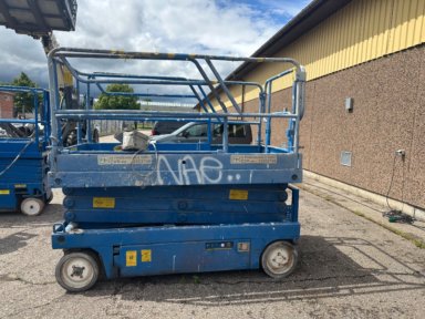Upright X26N 10 meter saxlift