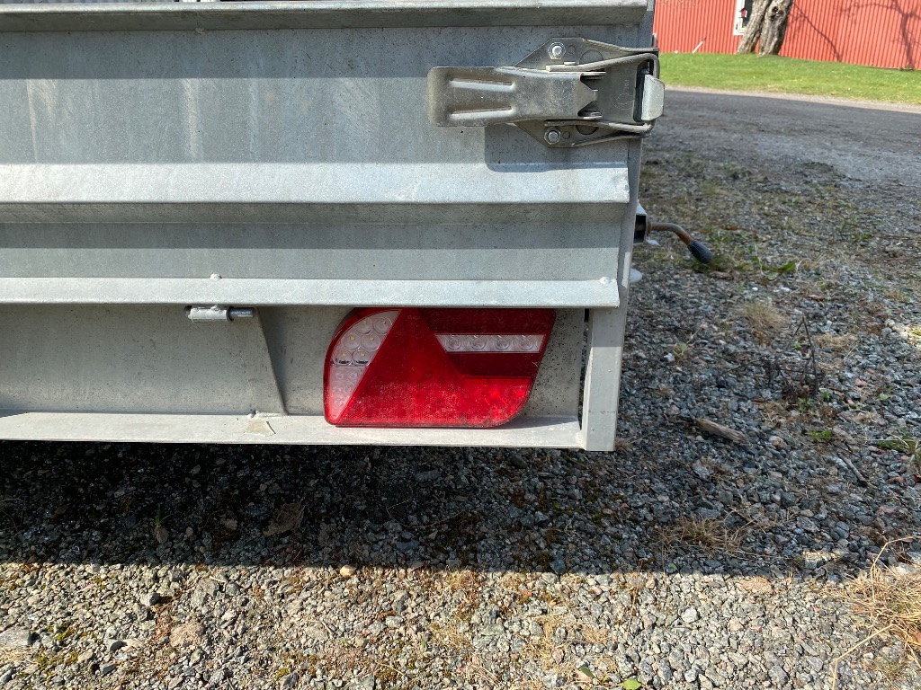 Slide 28