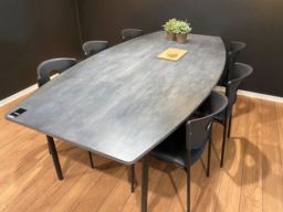 Konkursutförsäljning Bord med 6st stolar