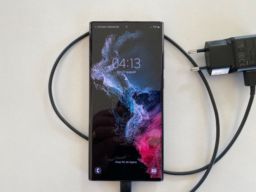Samsung Galaxy S22 Ultra SM-S908B/DS