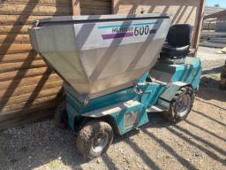 HG feeder 600 fodervogn