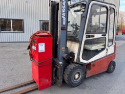  Nissan el truck