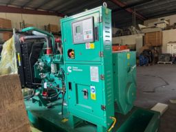 Ny / ubrugt Cummins 110KVA generator