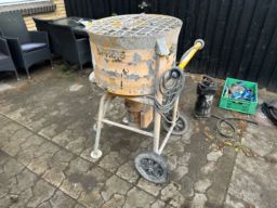 Soroto 100-30 tvangs blander