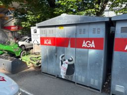 Diverse utstyr AGA propan skap 
