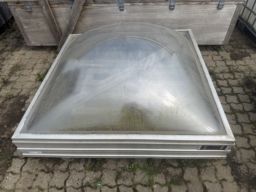 2  Velux ovenlysbobler 132 * 132 cm