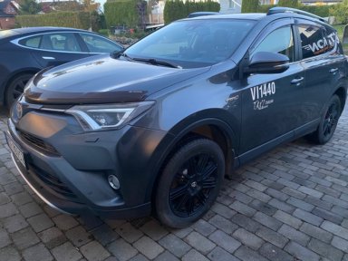 Toyota RAV4 2.5 Hybrid 2017 – Automat – Godt utstyrt – Service fulgt opp – 373 456 km