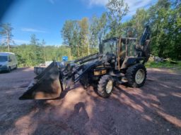 Traktorgraver VALMET HYMAS 6000