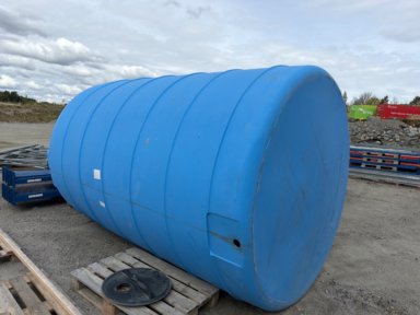  13000 liter vann tank