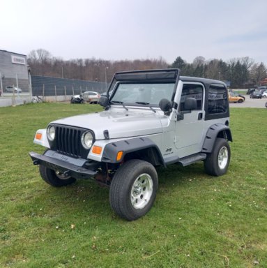 Bil Jeep Wrangler 6 cyl. 4,0 l . Benzin.