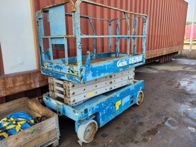 Saxlift Genie GS-2646 (Reservationspris uppnått)
