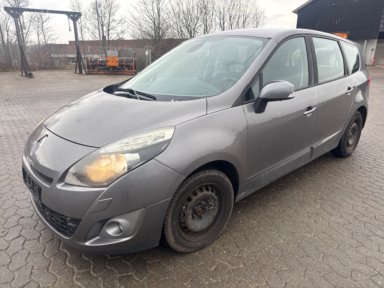 7-personers Renault Grand Scenic 1,5 DCI 110
