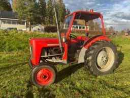 Traktor Massey Ferguson 25
