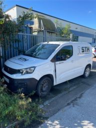 Skåpbil Peugeot Partner Utökad last, 1.5 BlueHDi, 2020, Diesel, Manuell - Reparationsobjekt