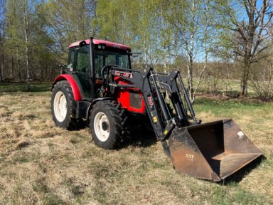 Traktor Zetor 7441, 2007, Manuell, 2071h, frontlastare 
