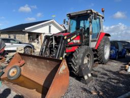 MASSEY-FERGUSON 3050 med laster