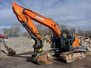 Grävmaskin Doosan DX 235 LCR-5
