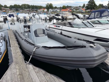 2008 RIB 26 fot Stingray Marine  7,5 + Everude E-Tec 200 hk 