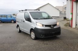 NISSAN Nissan NV200
