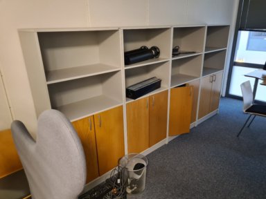 Parti brukt kontorinnredning etter avvikling av firma