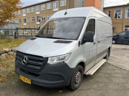 Mercedes-Benz Sprinter indrettet til kølevogn.