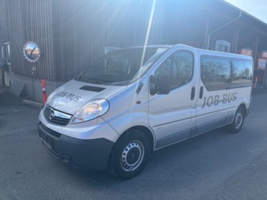Minibus/personbil 9 personers OPEL VIVARO 2.0CDTi 114HK MPV Aut.