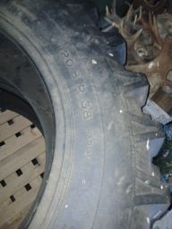  Nokian TRI industridekk med pigg