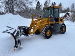 Hjullastare ZL16F + 2013 med Vikplog 