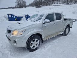  TOYOTA Hilux 4WD pickup Med NAF test