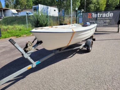 Motorbåt Ryds 425R med Yamaha F8C samt kärra